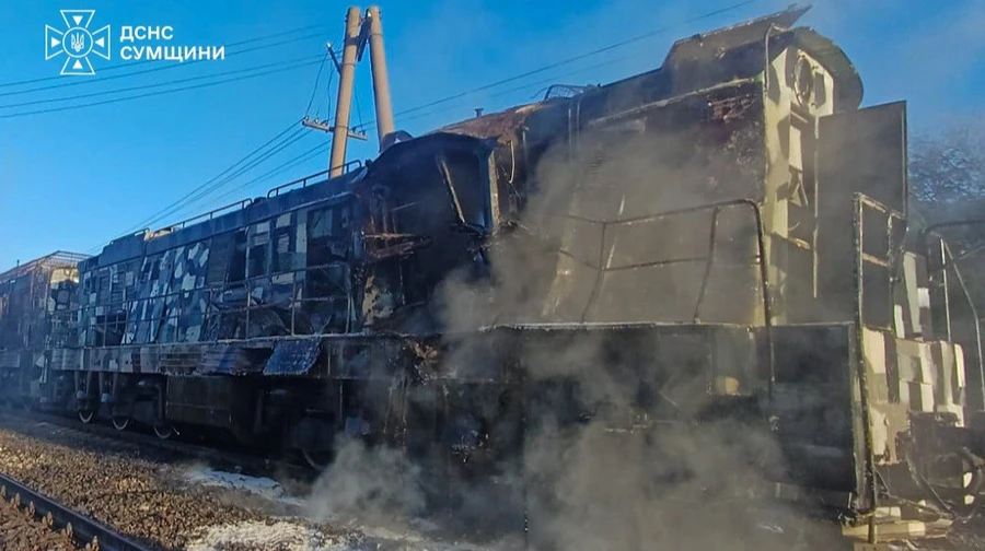 Russians attack passenger train in Sumy Oblast: 90 people evacuated – photos, video