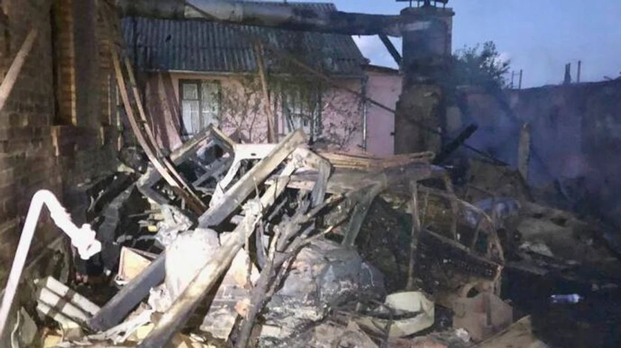 Russian forces target Nikopol and Kryvyi Rih district, civilian injured