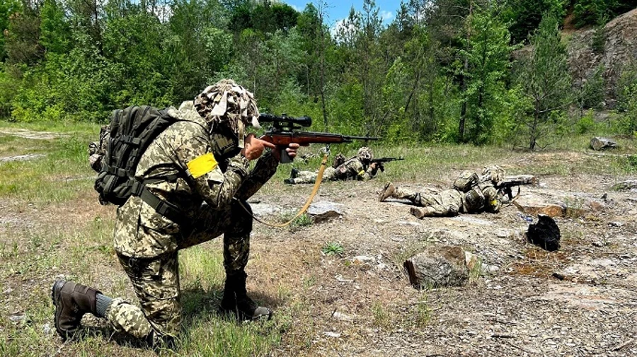 Південь: ЗСУ знищили 26 загарбників, гаубицю, танк та іншу ворожу техніку