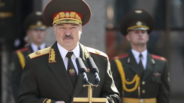 Ракеты для Лукашенко: что стоит за заявлениями Минска о войне с Западом