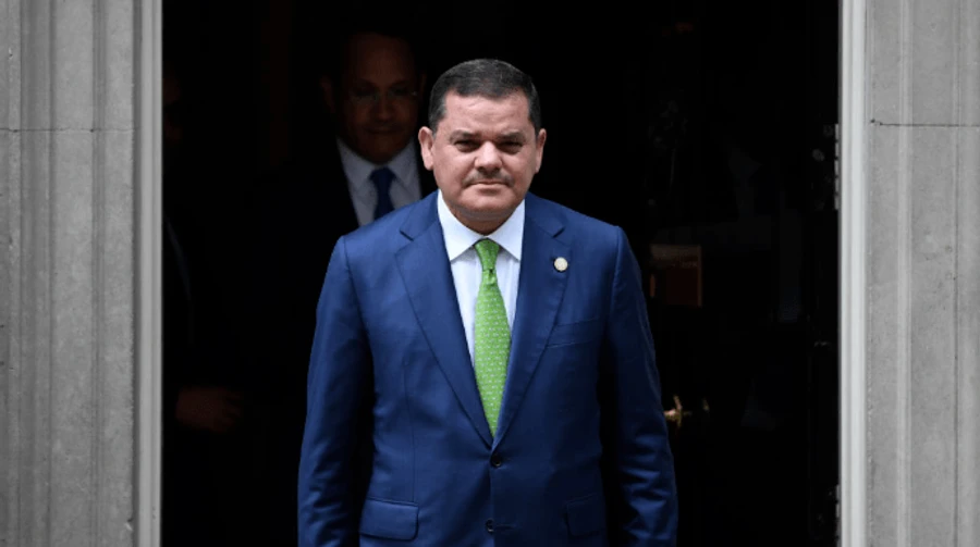 Неизвестные обстреляли автомобиль премьера Ливии — раньше он отказался идти в отставку