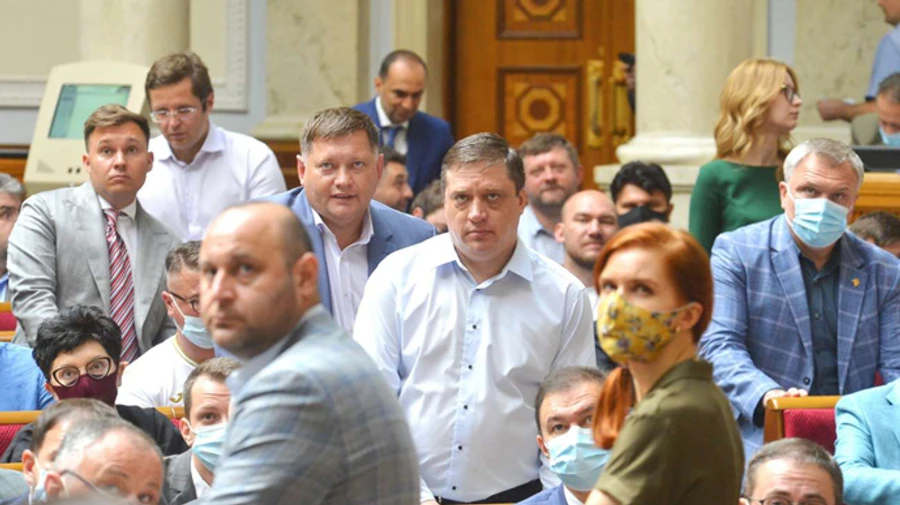 Оппозиция подала альтернативный законопроект о деолигархизации