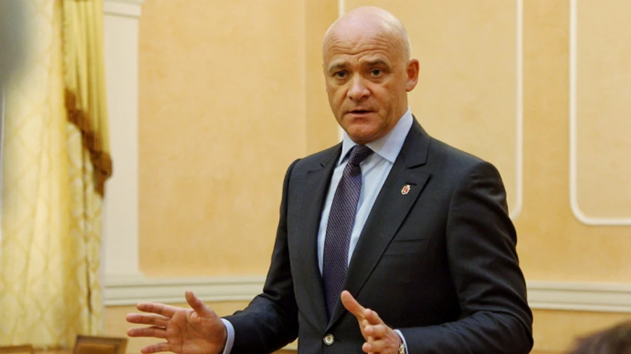 Труханов агитирует за себя прямо с сайта горсовета