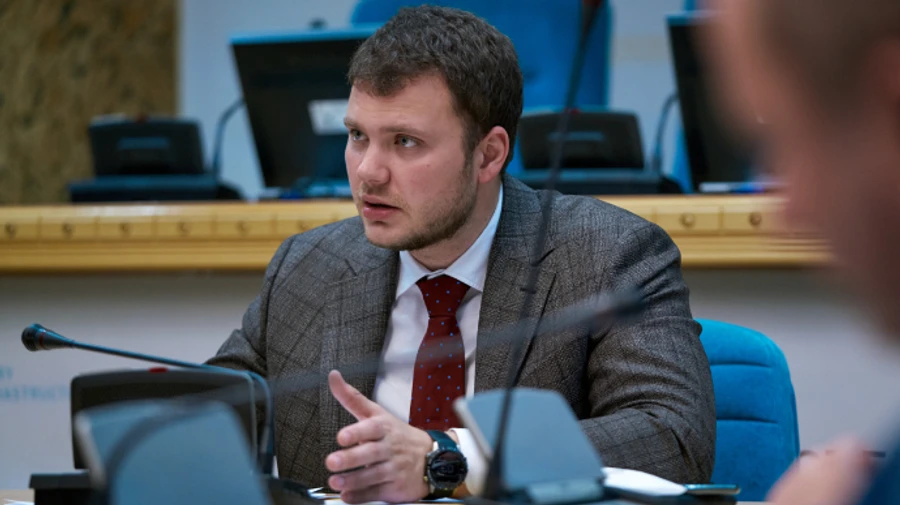 У Криклія повідомили, що за 10 днів відновлюватимуть роботу транспорту, а потім передумали