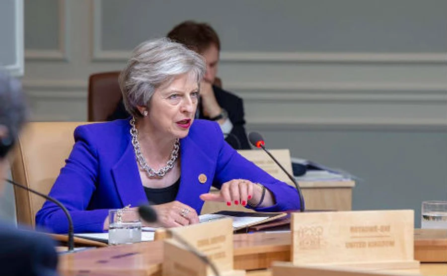 Brexit: нова поразка уряду Терези Мей у парламенті