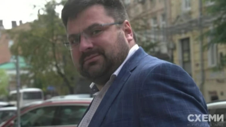 Схемы: Экс-генерал СБУ Наумов купил три элитные квартиры в Турции