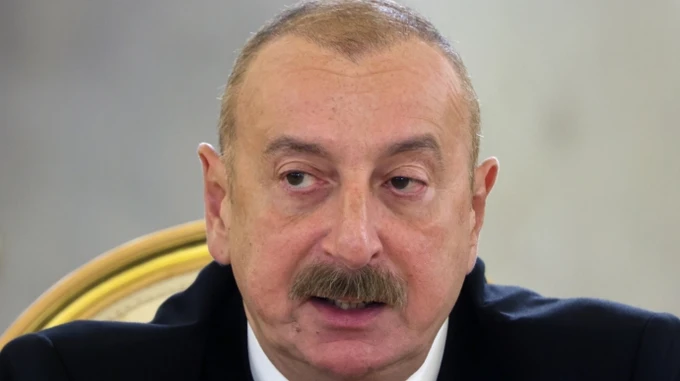 Алиев требует наказать россиян, виновных в катастрофе азербайджанского самолета