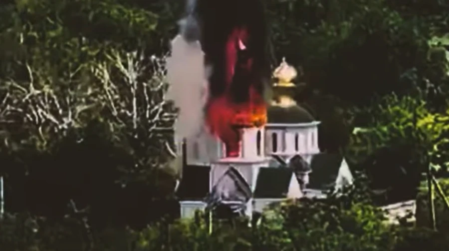 Russians destroy church in Donetsk Oblast on eve of religious holiday – video