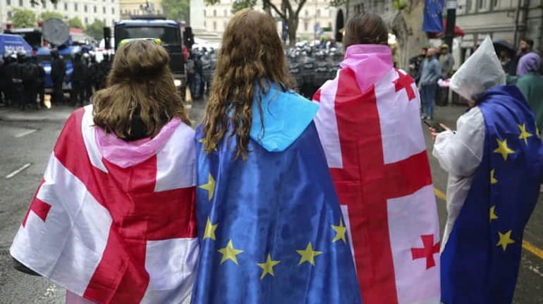 Революция возможна: как Грузия готовится к решающим выборам и уличным противостояниям