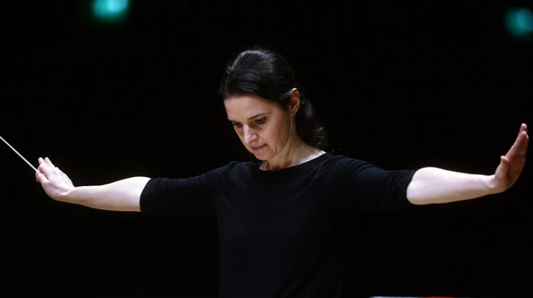 Я готова взяти вогонь на себе. Диригентка Оксана Линів про Чайковського, російських виконавців та українську історію російської класики