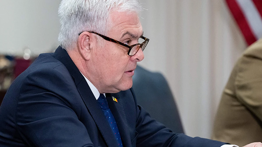 Міністр оборони Румунії пояснив протиріччя з падінням уламків дрона на території країни