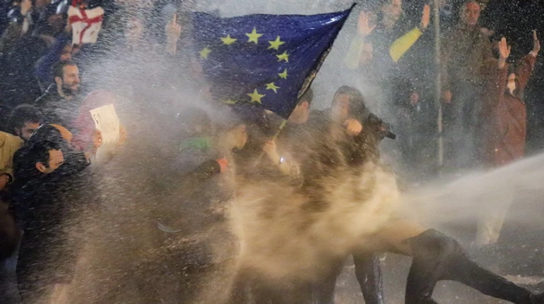 Бій за європейське майбутнє: як дії влади поставили Грузію на поріг революції