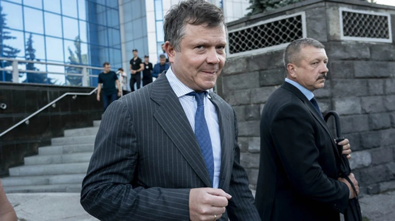 В Куршевелі добре, але вдома краще. За що у Франції затримали олігарха Жеваго?