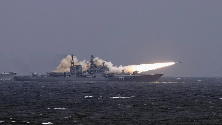 Во Львове и Виннице прогремели взрывы, есть пострадавшие