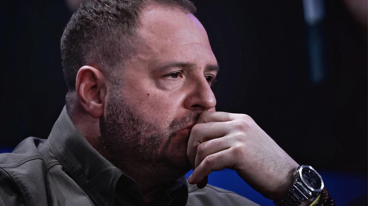 Єрмак після звільнення та обшуків заявив, що йде на фронт: "Я - чесна й порядна людина"