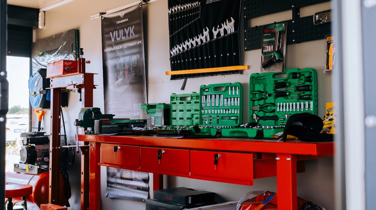 Ukrainian Tenebra unveils mobile workshop for ground drones