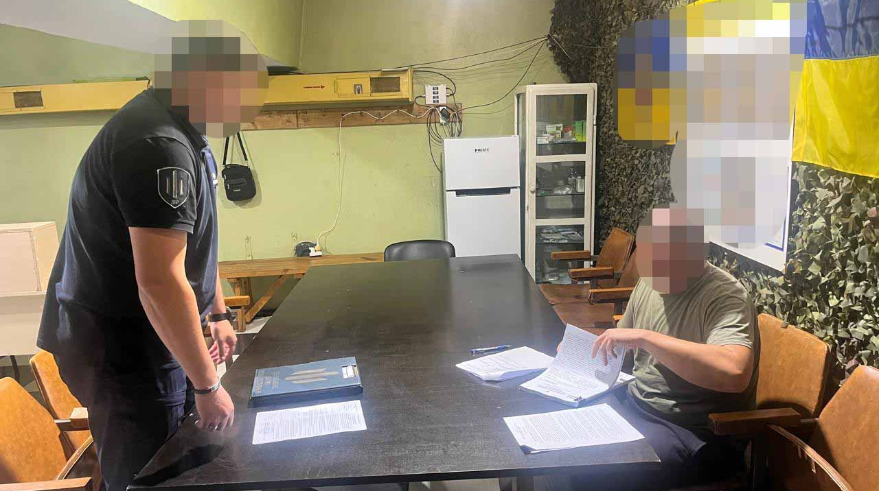 Тилова посада за $3 тисячі: викрили підполковника Нацгвардії та його підлеглого