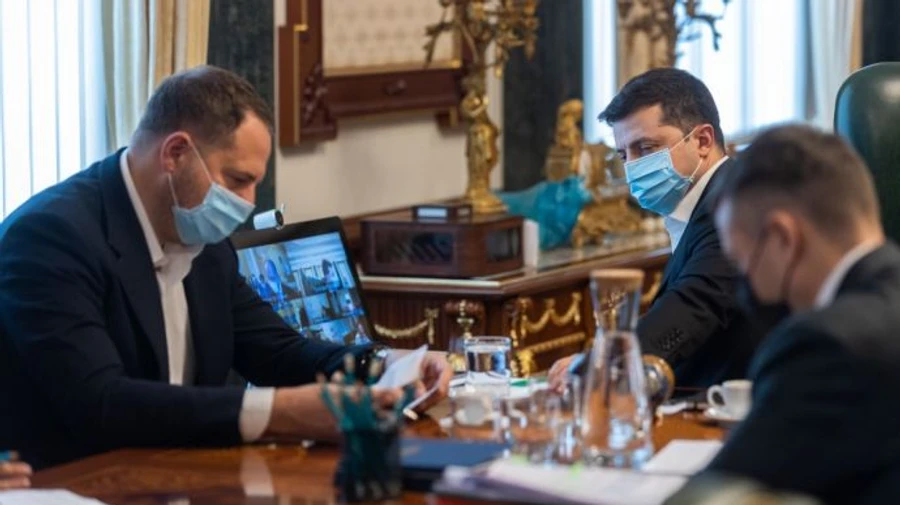 Зеленский хочет более быстрой вакцинации