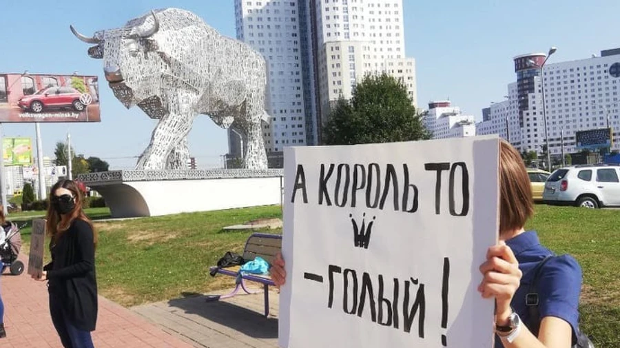 Лукашенко больше не президент, а глава ОМОНА: оппозиция призывает к неповиновению