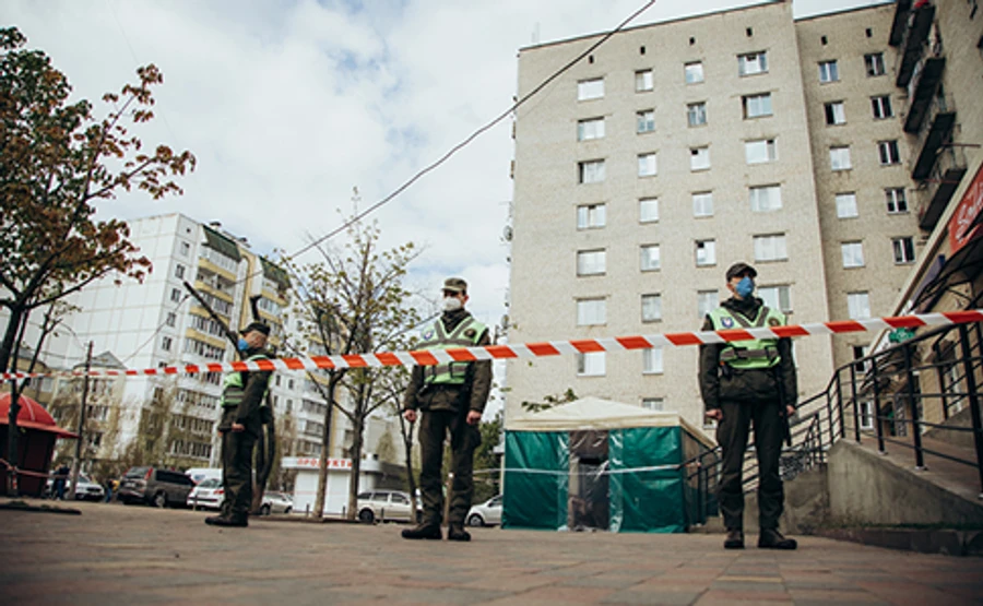 Вспышка COVID-19 в Вишневом: в одном общежитии заболели 78 человек