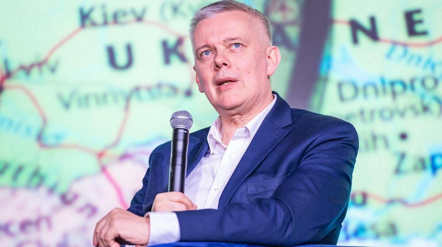 У Польщі вважають, що з її напружених стосунків з Україною може скористатись Росія