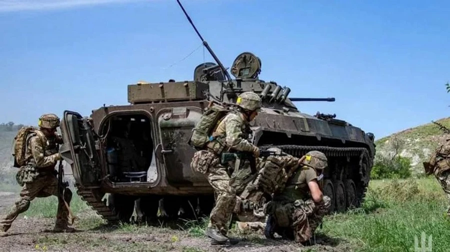 Ukrainian defenders repel all Russian attacks near Avdiivka under dense fire – General Staff report