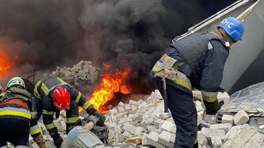 Dnipropetrovsk Oblast: Russians hit energy facilities in Kamianske district 