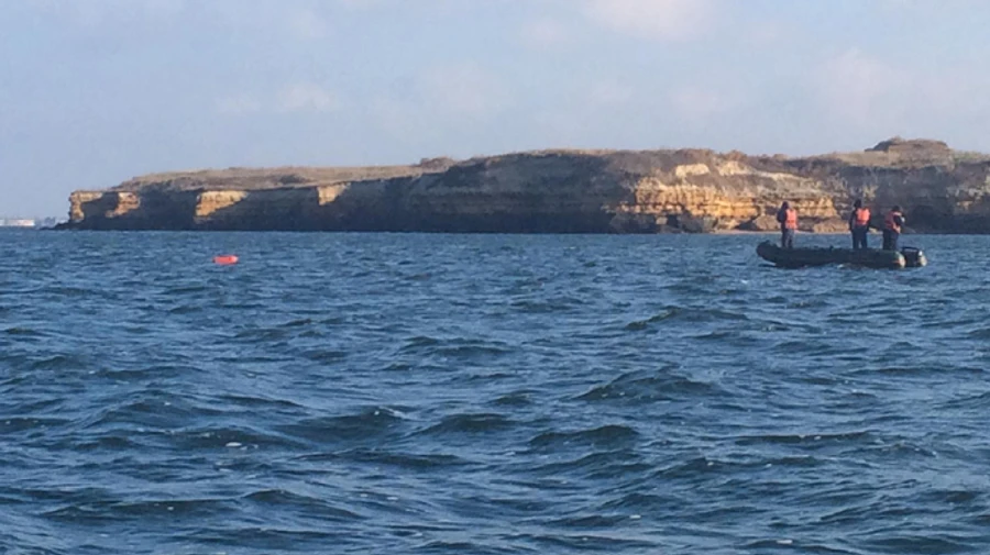 В Чорному морі потонув човен із трьома чоловіками