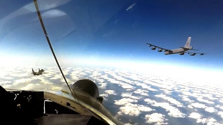 Три американські бомбардувальники ввійшли у повітряний простір України