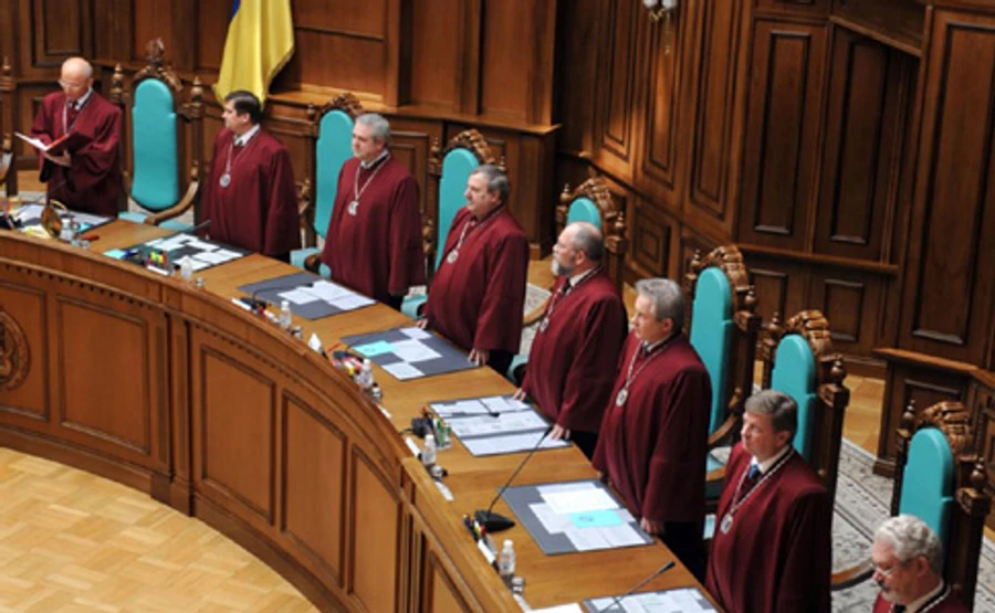 Конституційний суд пропонують перевезти у Харків