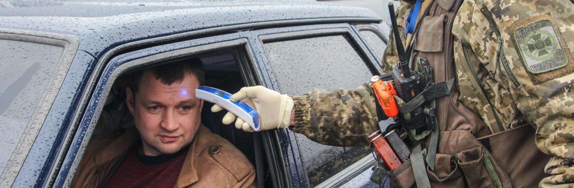 Жити в окупації, коли в усьому світі пандемія. Як проходить карантин у Криму і на Донбасі