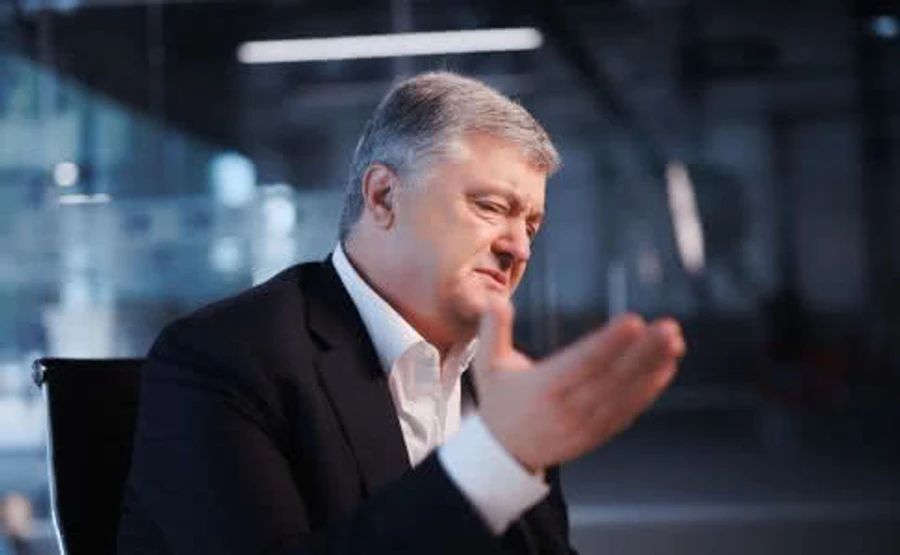 Вслед за доходами ГБР получило доступ к данным паспортов Порошенко