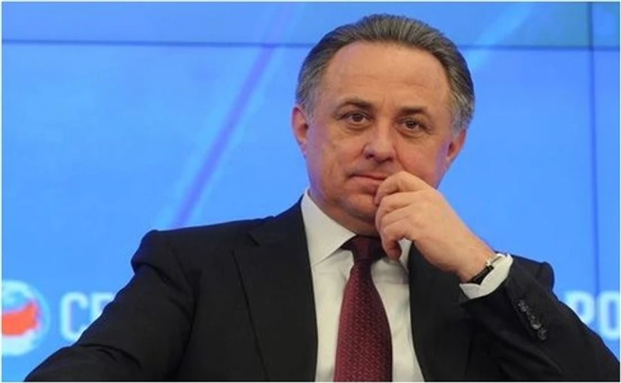 Глава российского футбола Мутко приостановил деятельность из-за допингового скандала