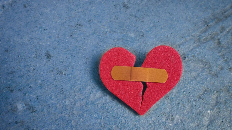 Может ли стресс разбить сердце? Объясняют врачи