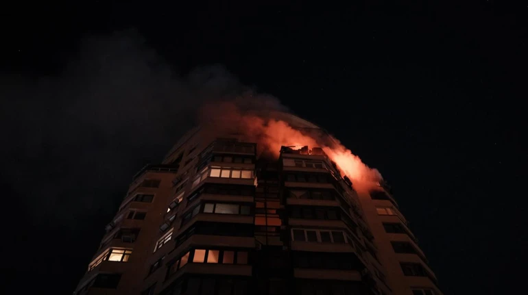 Кличко: После ночной атаки РФ Дарницкий и Днепровский районы остались без тепла