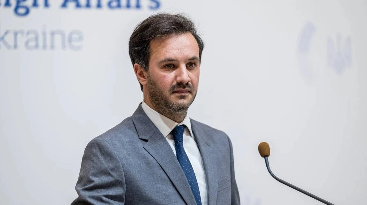 Ukraine's Foreign Ministry demands IOC investigation over Russian woman carrying Ukraine placard at Olympics opening