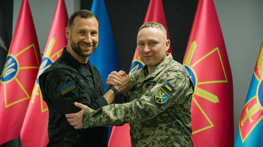 Хмара зустрівся з новим головкомом Драпатим: обговорили підтримку фронту й удари по Росії