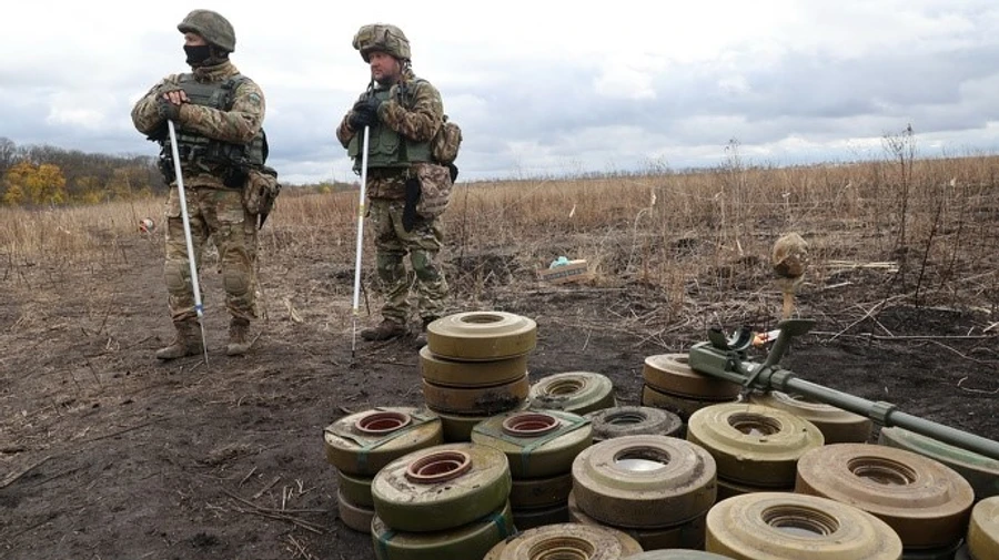 Южная Корея передала Украине 10 хорватских машин для разминирования