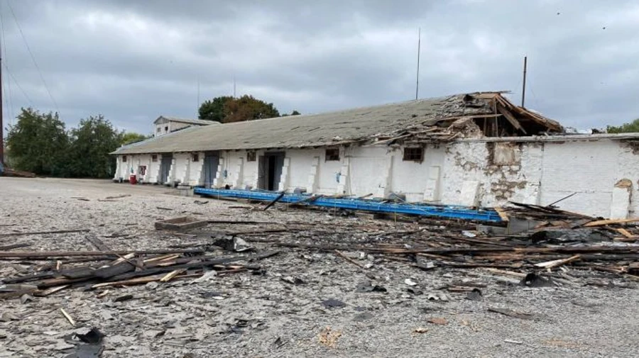 Oil terminal hit alongside grain storage facilities in Russian attack on Uman on 1 October