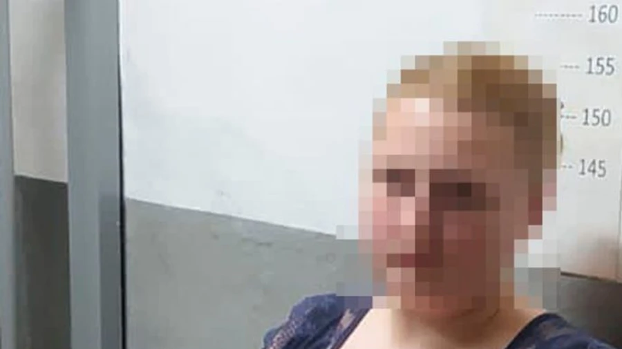 Вдавала з себе детектива й дурила родини зниклих бійців: на Миколаївщині затримали шахрайку