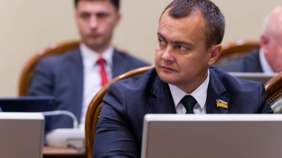 Нардеп-слуга Аристов, которого заметили на Мальдивах, слагает мандат