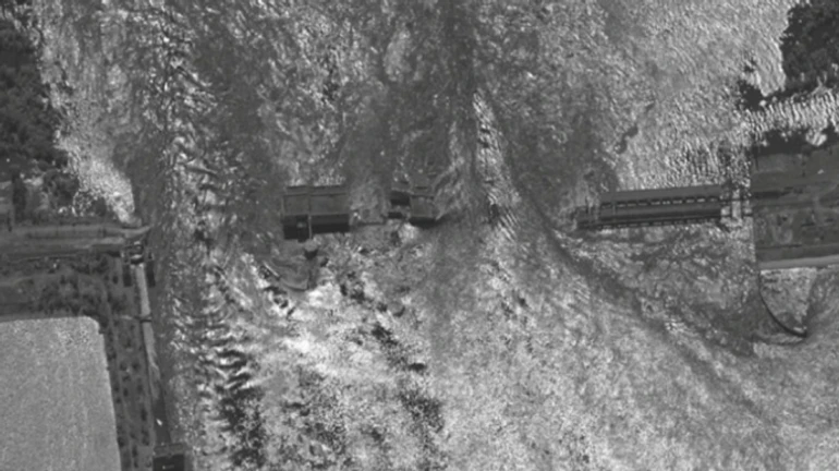 Maxar posts new satellite photos of flooded Kherson Oblast 