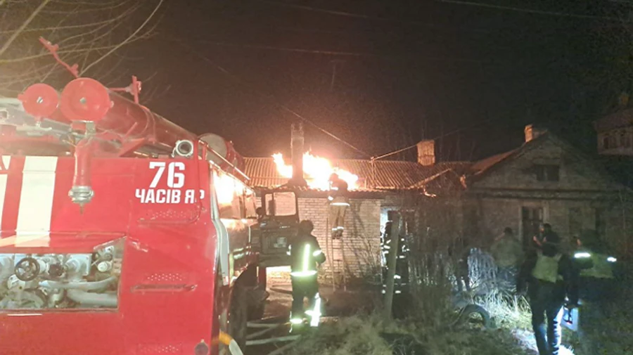 Росіяни за добу обстріляли 9 областей: били по дитсадках, коледжу та енергетиці