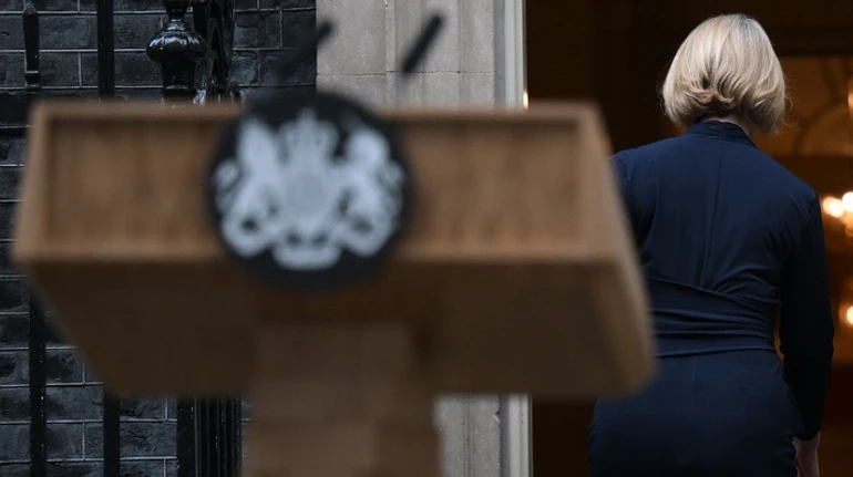 Прем'єр на півтора місяця: що буде з Британією після звільнення Ліз Трасс