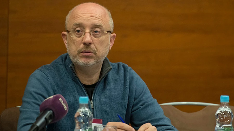 Резніков: Загрози, яка вимагала б перейти на рейки воєнного часу, наразі немає