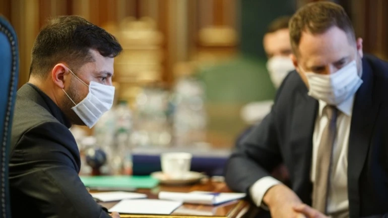 Єрмак назвав причини падіння рейтингу Зеленського