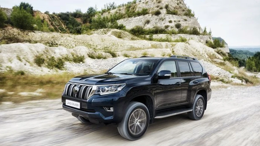 Київські комунальники вирішили купити собі Land Cruiser за 1,5 млн