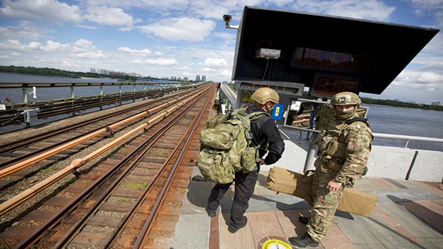 Постріли та собака: в Авакова розповіли, як затримували київського мінера