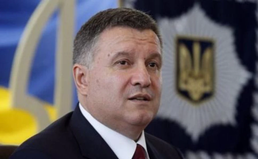 Аваков натякнув на компроміс щодо контролю над кордоном