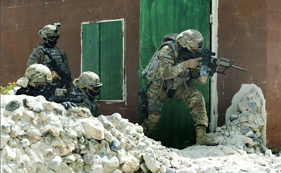 Військові керівники НАТО та Росії зустрінуться вперше після анексії Криму - ЗМІ